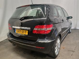 Mercedes B-klasse B (W245) Hatchback 1.7 B-170 16V (M266.940) [85kW]  (03-2005/11-2011) picture 4