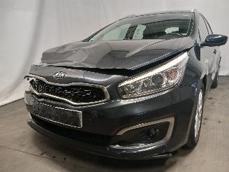 Unfallwagen Kia Cee d Cee'd Sportswagon (JDC5) Combi 1.6 GDI 16V (G4FD) [99kW]  (09-2012/12-=
2018) 2016/11