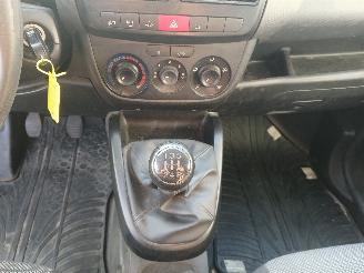 Fiat Doblo Doblo Cargo (263) Van 1.3 D Multijet (263.A.6000) [55kW]  (11-2013/12-=
2023) picture 17