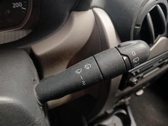 Dacia Sandero Sandero I (BS) Hatchback 1.4 (K7J-710(K7J-A7)) [55kW]  (06-2008/12-201=
2) picture 15