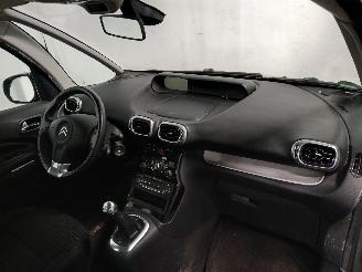 Citroën C3 C3 Picasso (SH) MPV 1.6 16V VTI 120 (EP6(5FW)) [88kW]  (02-2009/10-201=
7) picture 9