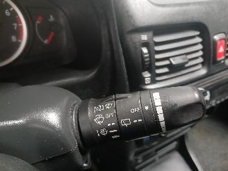 Nissan Almera Almera (N16) Hatchback 1.5 16V (QG15DE(Euro 4)) [72kW]  (10-2002/09-20=
06) picture 15