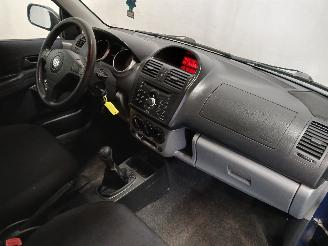 Suzuki Ignis Ignis (MH) Hatchback 5-drs 1.3 16V (M13A VVT) [69kW]  (09-2003/12-2007=
) picture 8