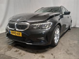 uszkodzony samochody osobowe BMW 3-serie 3 serie Touring (G21) Combi 330i 2.0 TwinPower Turbo 16V (B48-B20B) [1=
90kW]  (07-2019/...) 2020/9