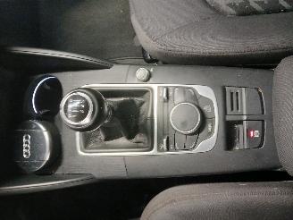 Audi A3 A3 Sportback (8VA/8VF) Hatchback 5-drs 1.2 TFSI 16V (CJZA(Euro 5)) [77=
kW]  (05-2013/03-2020) picture 28