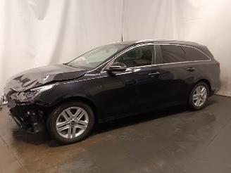 Kia Cee d Ceed Sportswagon (CDF) Combi 5-drs 1.0i T-GDi 12V (G3LC) [88kW]  (05-2=
018/...) picture 4