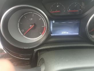 Opel Astra Astra K Sports Tourer Combi 1.6 CDTI 136 16V (B16DTH(Euro 6)) [100kW] =
 (11-2015/12-2022) picture 2