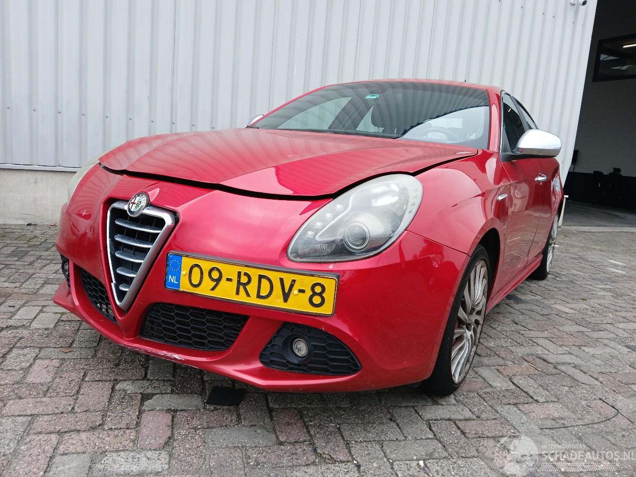 Alfa Romeo Giulietta Giulietta (940) Hatchback 1.4 TB 16V MultiAir (940.A.2000) [125kW]  (0=
4-2010/10-2018)