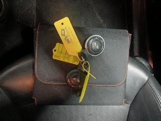 Mini Mini Mini (R56) Hatchback 1.6 Cooper D 16V (DV6TED4(9HZ)) [80kW]  (11-2006/=
09-2010) picture 18