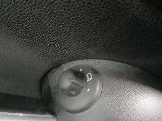 Mini Mini Mini (R56) Hatchback 1.6 Cooper D 16V (DV6TED4(9HZ)) [80kW]  (11-2006/=
09-2010) picture 12