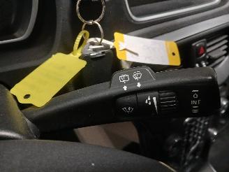 Volvo V-40 V40 (MV) Hatchback 5-drs 1.6 D2 (D4162T) [84kW]  (03-2012/12-2016) picture 15