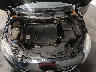 Volvo V-40 V40 (MV) Hatchback 5-drs 1.6 D2 (D4162T) [84kW]  (03-2012/12-2016) picture 29