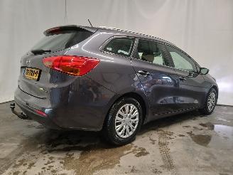 Kia Cee d Cee'd Sportswagon (JDC5) Combi 1.6 GDI 16V (G4FD) [99kW]  (09-2012/12-=
2018) picture 6