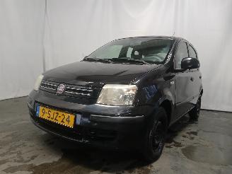 krockskadad bil auto Fiat Panda Panda (169) Hatchback 1.2, Classic (169.A.4000(Euro 5)) [51kW]  (03-20=
10/08-2013) 2011/3