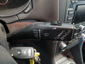 Volkswagen Golf Golf VI (5K1) Hatchback 1.6 TDI 16V (CAYC(Euro 5)) [77kW]  (02-2009/11=
-2012) picture 17