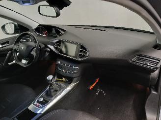 Peugeot 308 308 (L3/L8/LB/LH/LP) Hatchback 5-drs 1.6 16V THP (EP6CDT(5FA)) [92kW] =
 (09-2013/06-2021) picture 9