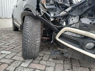 Renault Captur Captur (2R) SUV 0.9 Energy TCE 12V (H4B-400(H4B-A4)) [66kW]  (06-2013/=
=2E..) picture 23