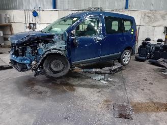 Uttjänta bilar auto Dacia Dokker Dokker (0S) MPV 1.2 TCE 16V (H5F-410(H5F-F4)) [85kW]  (07-2015/12-2021=
) 2017/9