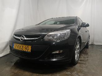 Schadeauto Opel Astra Astra J Sports Tourer (PD8/PE8/PF8) Combi 1.7 CDTi 16V (A17DTE(Euro 5)=
) [81kW]  (10-2010/10-2015) 2013/5