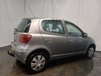 Toyota Yaris Yaris (P1) Hatchback 1.3 16V VVT-i (2SZFE) [64kW]  (04-2002/09-2005) picture 6