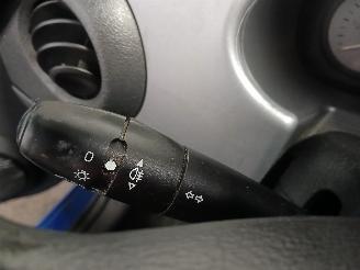 Peugeot Partner Partner Combispace MPV 1.6 16V (TU5JP4(NFU)) [80kW]  (07-2001/03-2008)= picture 13