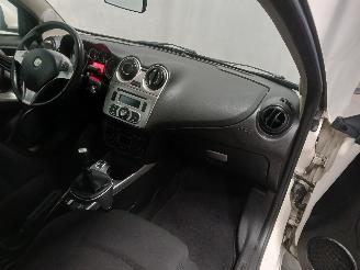 Alfa Romeo MiTo MiTo (955) Hatchback 1.3 JTDm 16V Eco (199.B.4000) [62kW]  (01-2011/12=
-2015) picture 8