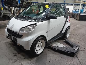 Vrakbiler auto Smart Fortwo Fortwo Coupé (451.3) Hatchback 3-drs 1.0 45 KW (132.910) [45kW]  (01=
-2007/02-2013) 2013/3