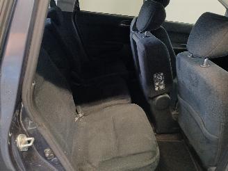 Honda Fr-v FR-V (BE) MPV 1.7 16V (D17A2) [92kW]  (02-2005/12-2006) picture 11