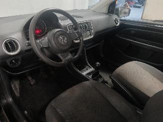 Volkswagen Up! Up! (121) Hatchback 1.0 12V 60 (CHYA) [44kW]  (08-2011/08-2020) picture 10