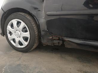 Peugeot 107 107 Hatchback 1.0 12V (384F(1KR)) [50kW]  (06-2005/05-2014) picture 19