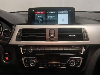 BMW 3-serie 3 serie Touring (F31) Combi 318i 1.5 TwinPower Turbo 12V (B38-B15A) [1=
00kW]  (07-2015/06-2019) picture 15