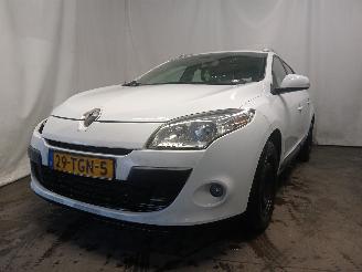 Avarii autoturisme Renault Mégane Megane III Grandtour (KZ) Combi 5-drs 1.5 dCi 90 (K9K-834(K9K-H8)) [66=
kW]  (05-2009/04-2016) 2012/1