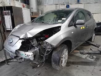 Dezmembrări autoturisme Nissan Leaf Leaf (ZE0) Hatchback Leaf (EM57) [80kW]  (02-2013/12-2017) 2016/6