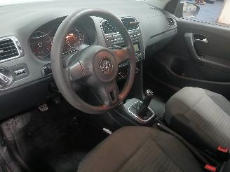 Volkswagen Polo Polo V (6R) Hatchback 1.6 TDI 16V 90 (CAYB(Euro 5)) [66kW]  (06-2009/0=
5-2014) picture 12
