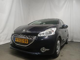 škoda osobní automobily Peugeot 208 208 I (CA/CC/CK/CL) Hatchback 1.4 HDi (DV4C(8HP)) [50kW]  (03-2012/12-=
2019) 2013/9