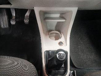 Volkswagen Up! Up! (121) Hatchback 1.0 12V 60 (CHYE) [44kW]  (08-2011/08-2020) picture 16