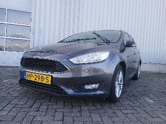 skadebil auto Ford Focus Focus 3 Wagon Combi 1.0 Ti-VCT EcoBoost 12V 125 (M1DD) [92kW]  (02-201=
2/05-2018) 2015/5