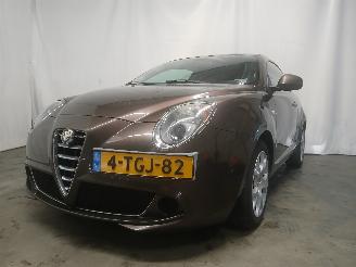 Unfallwagen Alfa Romeo MiTo MiTo (955) Hatchback 0.9 TwinAir (199.B.6000) [77kW]  (04-2013/08-2018=
) 2014/1
