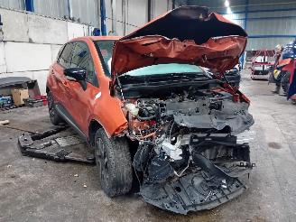 Renault Captur Captur (2R) SUV 0.9 Energy TCE 12V (H4B-408(H4B-B4)) [66kW]  (06-2013/=
=2E..) picture 2