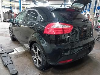 Kia Rio Rio III (UB) Hatchback 1.2 CVVT 16V (G4LA5) [63kW]  (09-2011/12-2017) picture 4