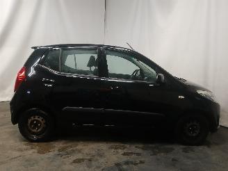 Hyundai I-10 i10 (F5) Hatchback 1.1i 12V (G4HG5) [51kW]  (04-2011/12-2013) picture 7