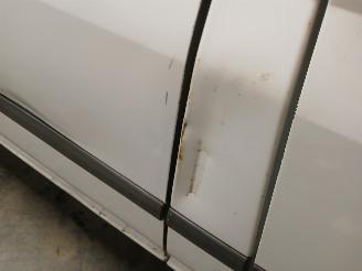 Ford Transit Transit Van 2.2 TDCi 16V (DRFC) [74kW]  (10-2011/08-2014) picture 22