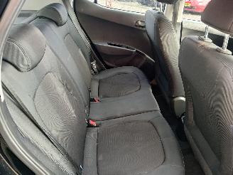 Hyundai I-10 i10 (B5) Hatchback 1.0 12V (G3LA) [49kW]  (08-2013/06-2020) picture 9