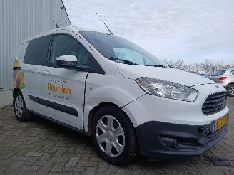 Ford Transit Transit Courier Van 1.5 TDCi 75 (UGCA) [55kW]  (02-2014/12-2023) picture 8