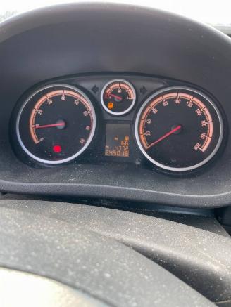 Opel Corsa Corsa D Hatchback 1.2 16V (Z12XEP(Euro 4)) [59kW]  (07-2006/08-2014) picture 2