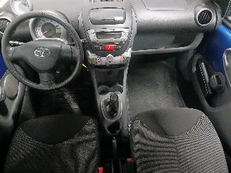 Toyota Aygo Aygo (B10) Hatchback 1.0 12V VVT-i (1KR-FE) [50kW]  (07-2005/05-2014) picture 11