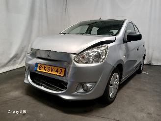 Coche accidentado Mitsubishi Space-star Space Star (A0) Hatchback 1.0 12V (3A90(Euro 5)) [52kW]  (05-2012/...)= 2013/7