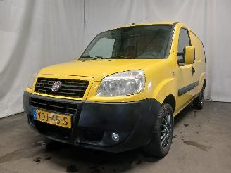 Damaged car Fiat Doblo Doblo Cargo (223) Van 1.6 16V (182.B.6000(Euro 3)) [76kW]  (10-2001/10=
-2005) 2009/11