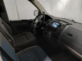 Volkswagen Transporter Transporter T5 Van 2.5 TDi (BNZ) [96kW]  (04-2003/11-2009) picture 9