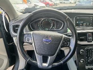 Volvo V-40 V40 (MV) Hatchback 5-drs 1.6 D2 (D4162T) [84kW]  (03-2012/12-2016) picture 16